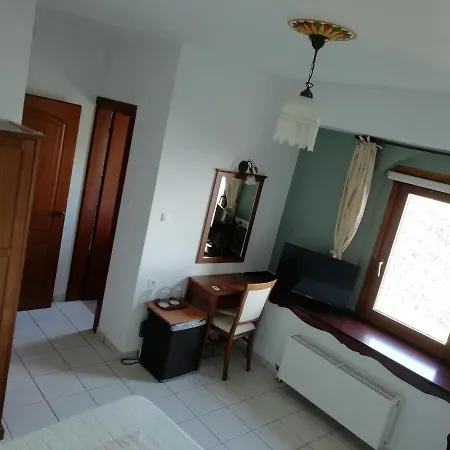 Hotel Arhontiko Olvia 4*