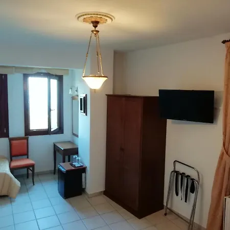 Arhontiko Olvia 4*
